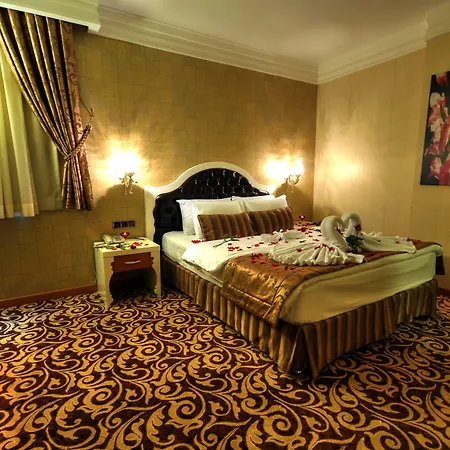 Golden Deluxe 4* Адана