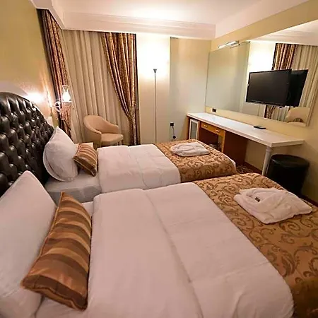 Otel Golden Deluxe 4*