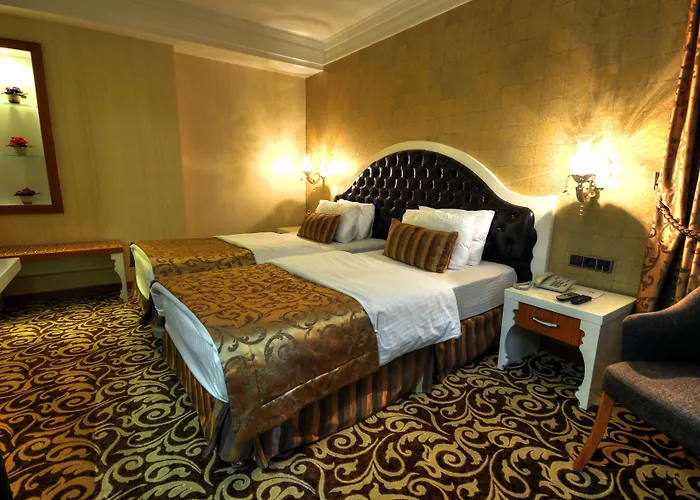 Golden Deluxe Адана