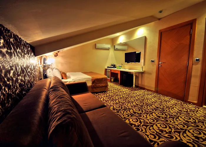 Golden Deluxe 4* Адана