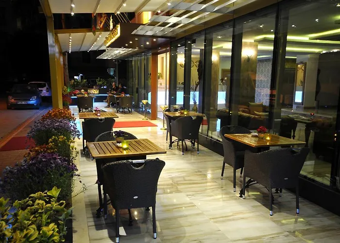 Golden Deluxe 4* Adana