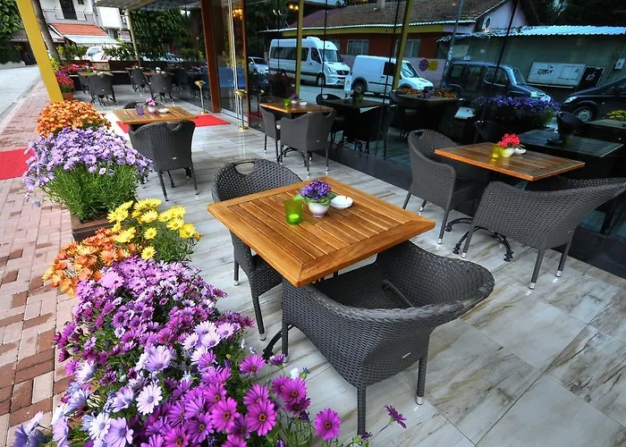 Golden Deluxe 4* Adana